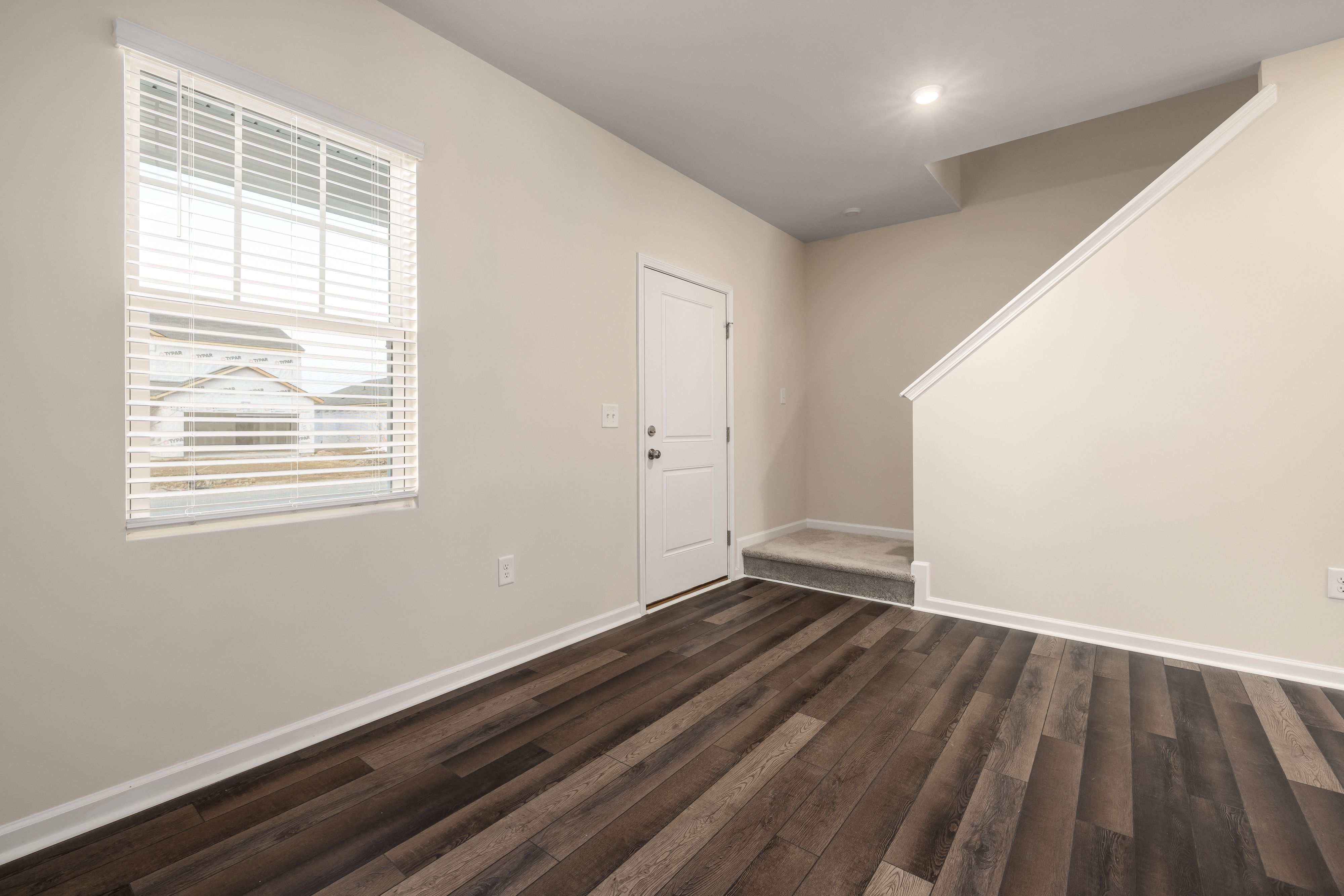 Carpet installation service
