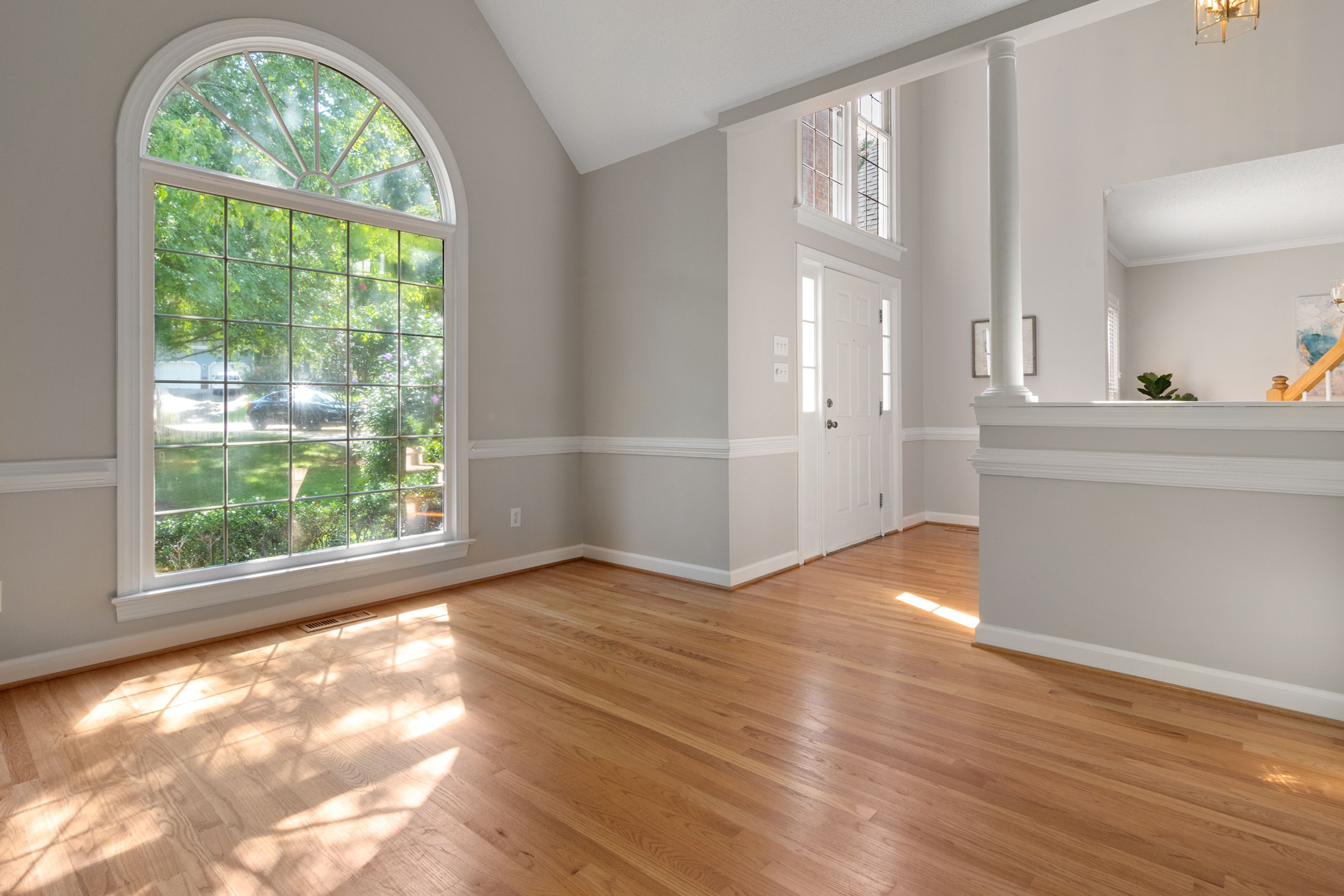 LVP LVT vinyl flooring service